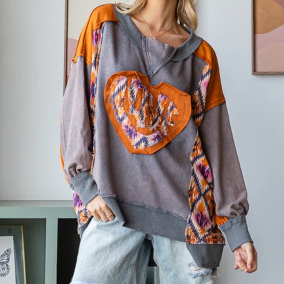 Oli & Hali Mineral Wash Tie Dye Love Patchwork Sweater Top - Picture 6 of 7